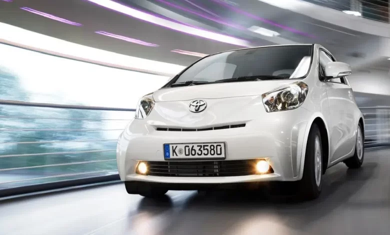 Toyota iQ