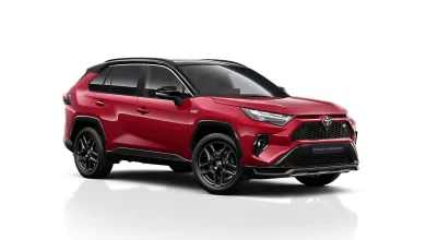 Toyota RAV4: Novo acabamento GR Sport com motor híbrido plug-in de 306 cv (Zero Label)